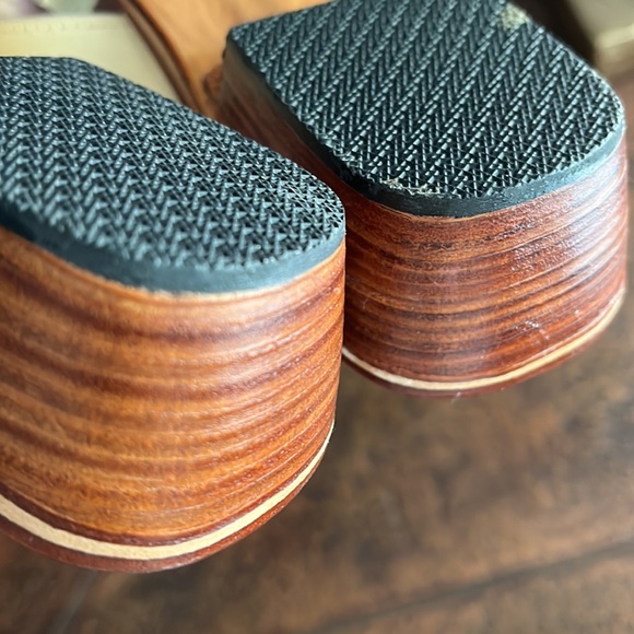 SUSAN MANGO FLAMINGO SANDALS SZ L - Picture 7 of 7